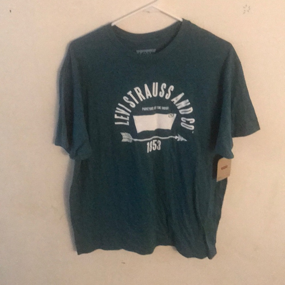 NWT! Men's XL Levi shirt